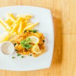 Selective focus point on fish and chips - Filter effect Processing